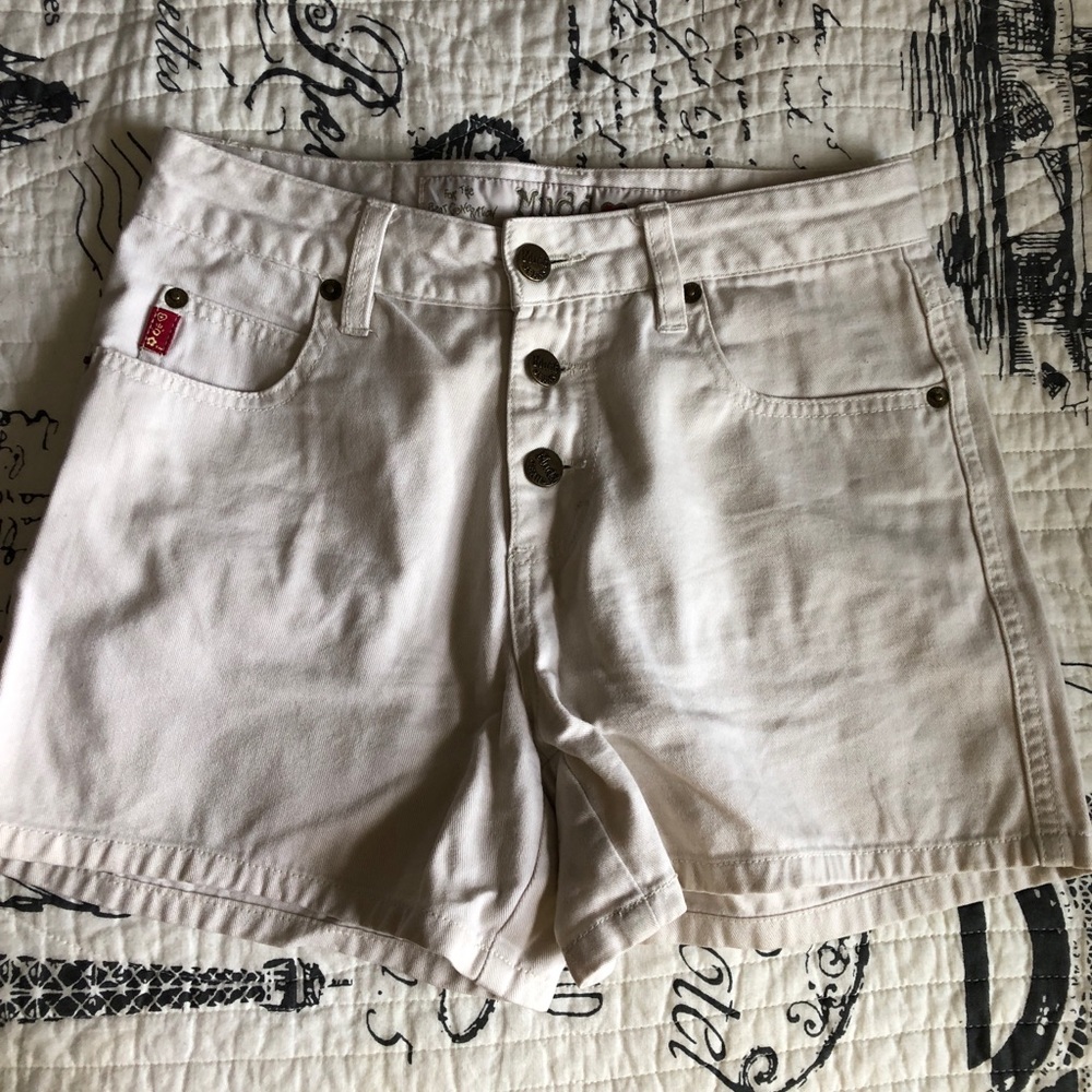 ⭐️vintage high waisted shorts⭐️
